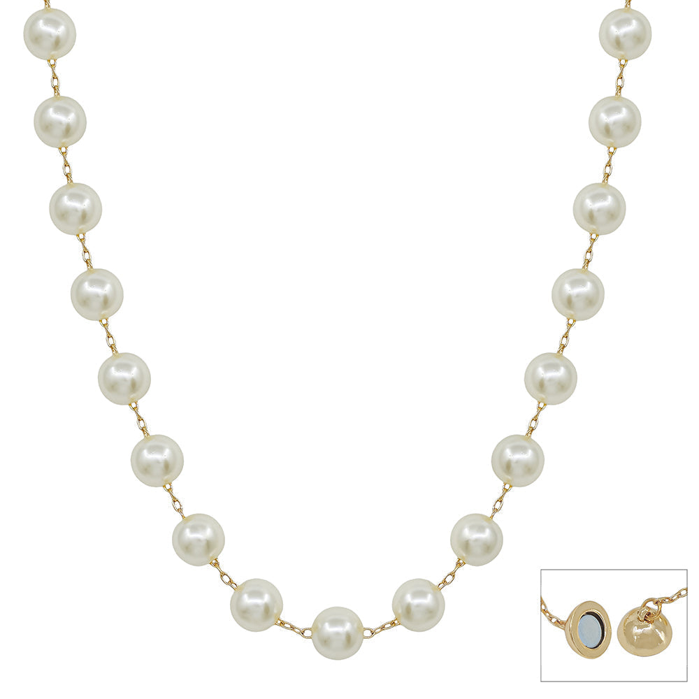 Elegant Pearl Necklace with Gold Chain
